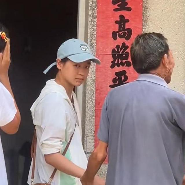 20平米农村别墅哥哥回应：他出钱盖房pg电子试玩恭喜！全红婵老家开建1(图2)